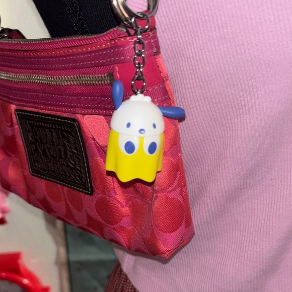 Pac-Man x Sanrio Pochacco Ghost Keychain Purse Charm - Picture 2 of 4